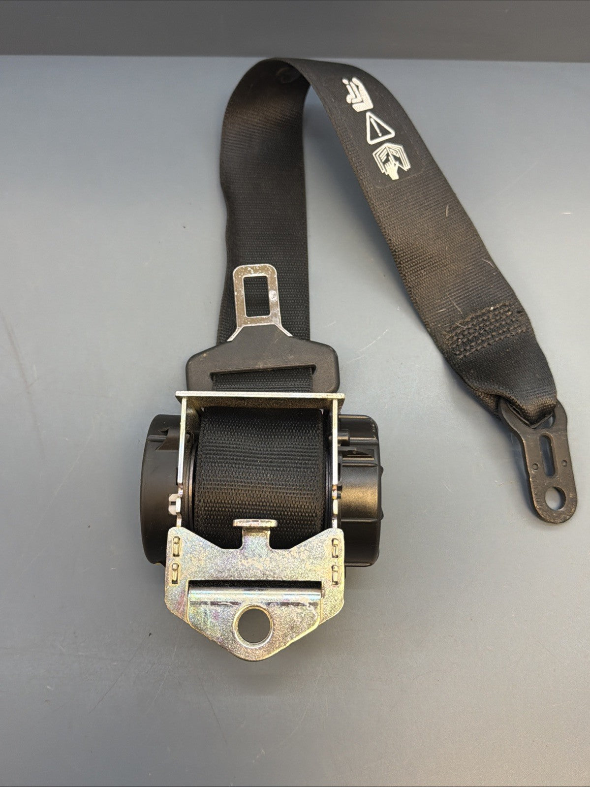OEM Rear Right Or Left Seatbelt FOR 2012 2013 2014 2015 BMW X1 E84 608201000D