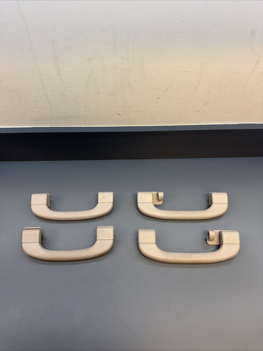 2007-2013 BMW X5 E70 Front Rear Left & Right Upper Roof Grab Handle Set 6977691