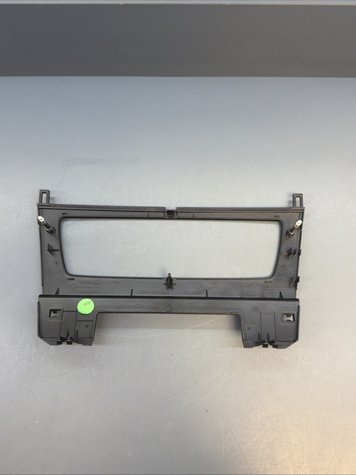 13-15 BMW X1 E84 Dashboard CIC Radio Headunit Bezel Trim 9257642 OEM