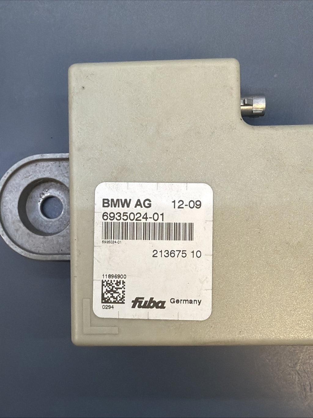 2007 2008 - 2013 BMW X5 BACK UP ANTENNA AMPLIFIER CONTROL MODULE 6935024 OEM