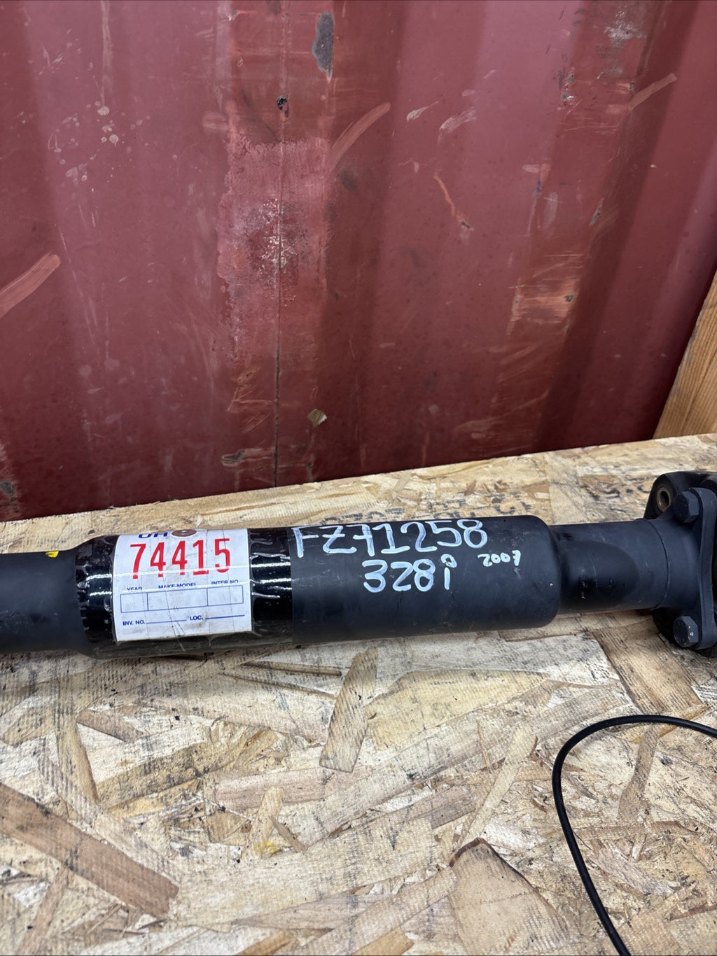 OEM Rear Drive Shaft Prop Drive Shaft For BMW 3 SERIES E90 26107551199 RWD