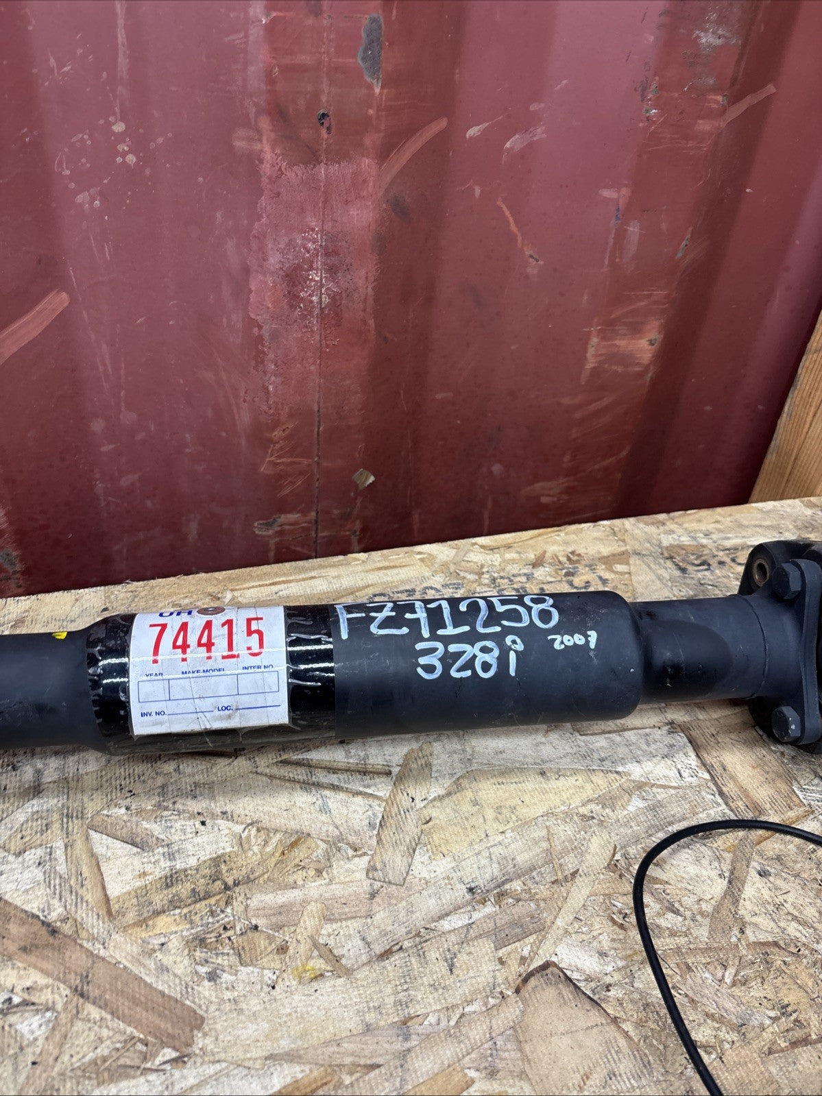 OEM Rear Drive Shaft Prop Drive Shaft For BMW 3 SERIES E90 26107551199 RWD