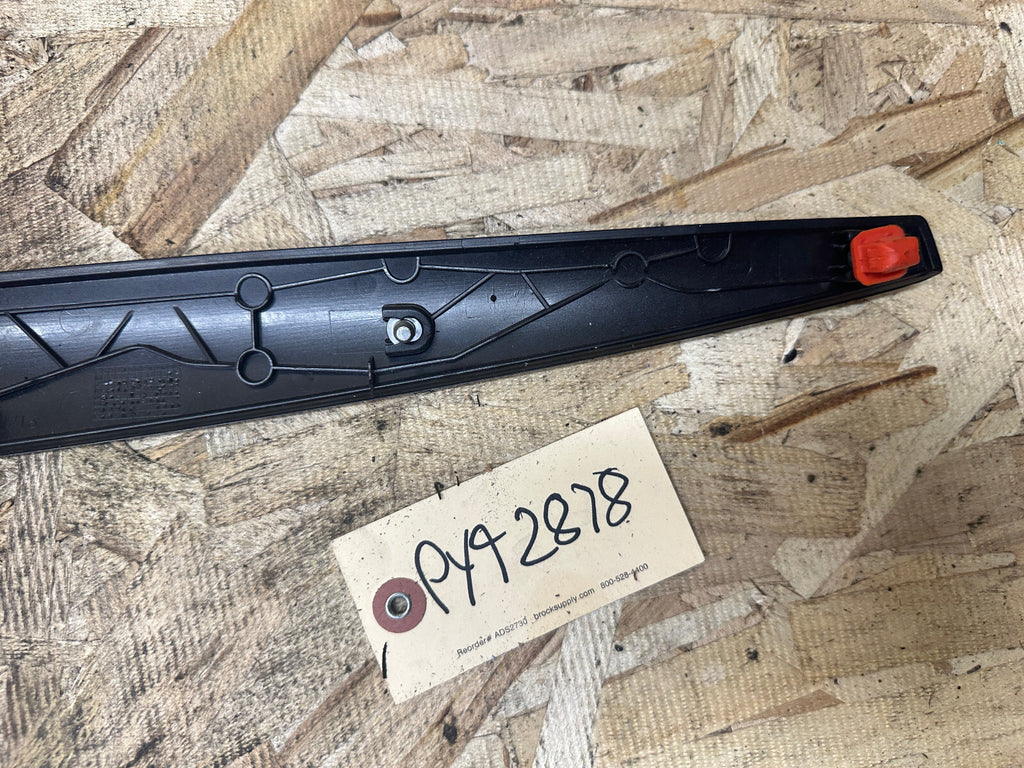 BMW 06-13 E81 E88 1 SERIES I PANEL TRIM HIGH GLOSS BLACK OEM 7124745