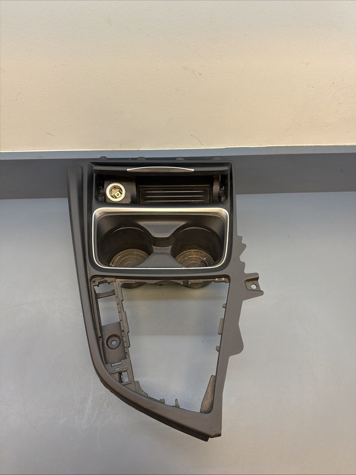 2012-2015 BMW 320i Front Center Console Cup Holder Trim Cover Panel 9218925 OEM