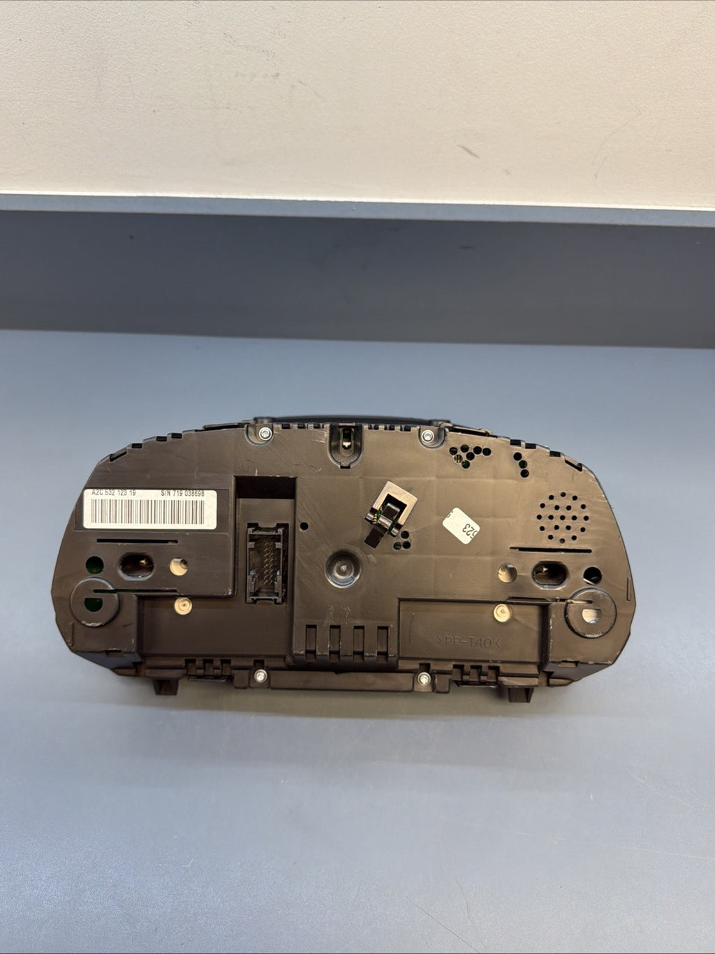 BMW 2005-2012 E90 SPEEDOMETER INSTRUMENT GAUGE CLUSTER MPH OEM 9130297 226K