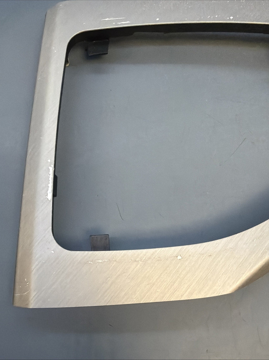 2012 -2015 BMW X1 CENTER CONSOLE SHIFTER SURROUND BEZEL TRIM SILVER  2997467