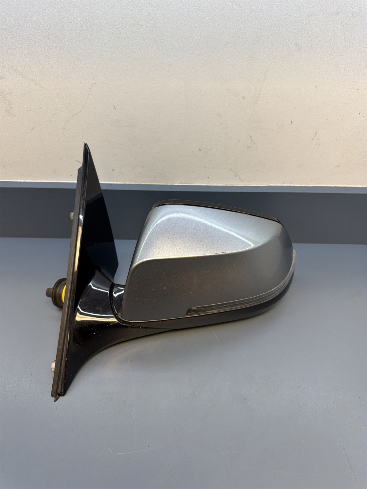 11-13 BMW 528i F10 Front Left Driver Side Rear View Door Mirror A046412 Oem