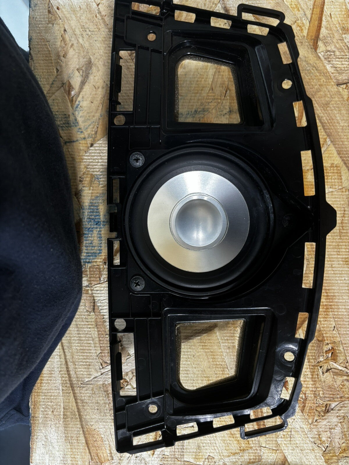 08 09 10 BMW 335XI 528i 535i 550i REAR SPEAKER 6513-9143121-01 GENUINE OEM