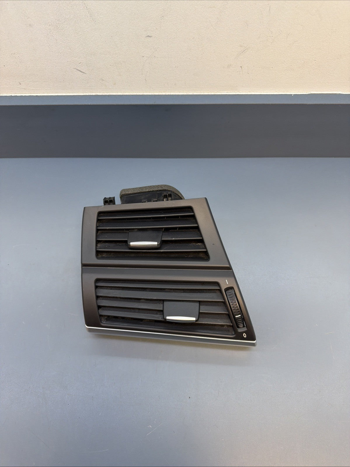 07-13 BMW E70 E71 X5 X6 Dash Air Vent Grille Left Driver Side Unit 7161803 OEM