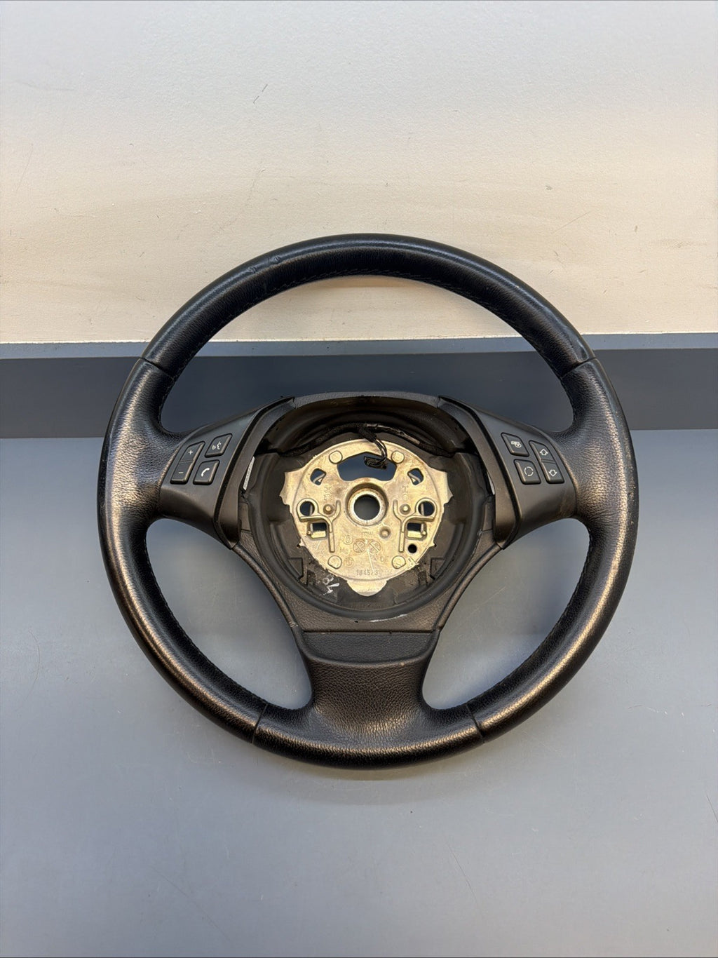 BMW 2006-2012 E90 E9X 3 SERIES BLACK LEATHER STEERING WHEEL OEM 3375E901