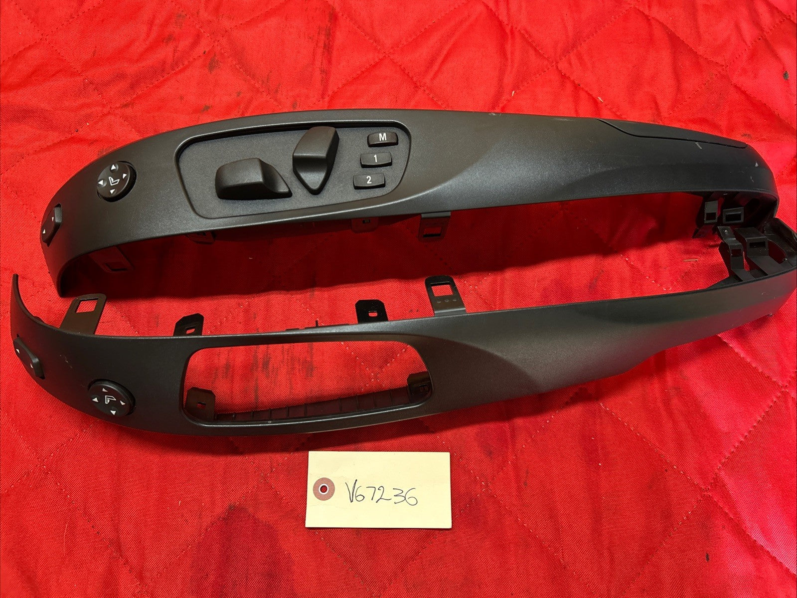 BMW E90 Front Driver Left Seat Control Switches W/ Trim Mouldings OEM 6936979