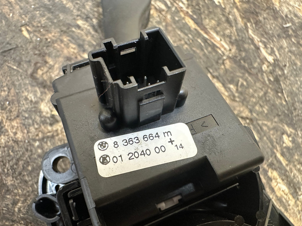 BMW 93-10 3/5/7 SERIES X3 X5 Z4 CENTER WHEEL SWITCH CLUSTER OEM 8376445