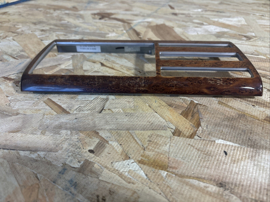 99 00 01 BMW 740iL E38 Radio Center Dash Dash Trim Bezel Cover OEM 8381229
