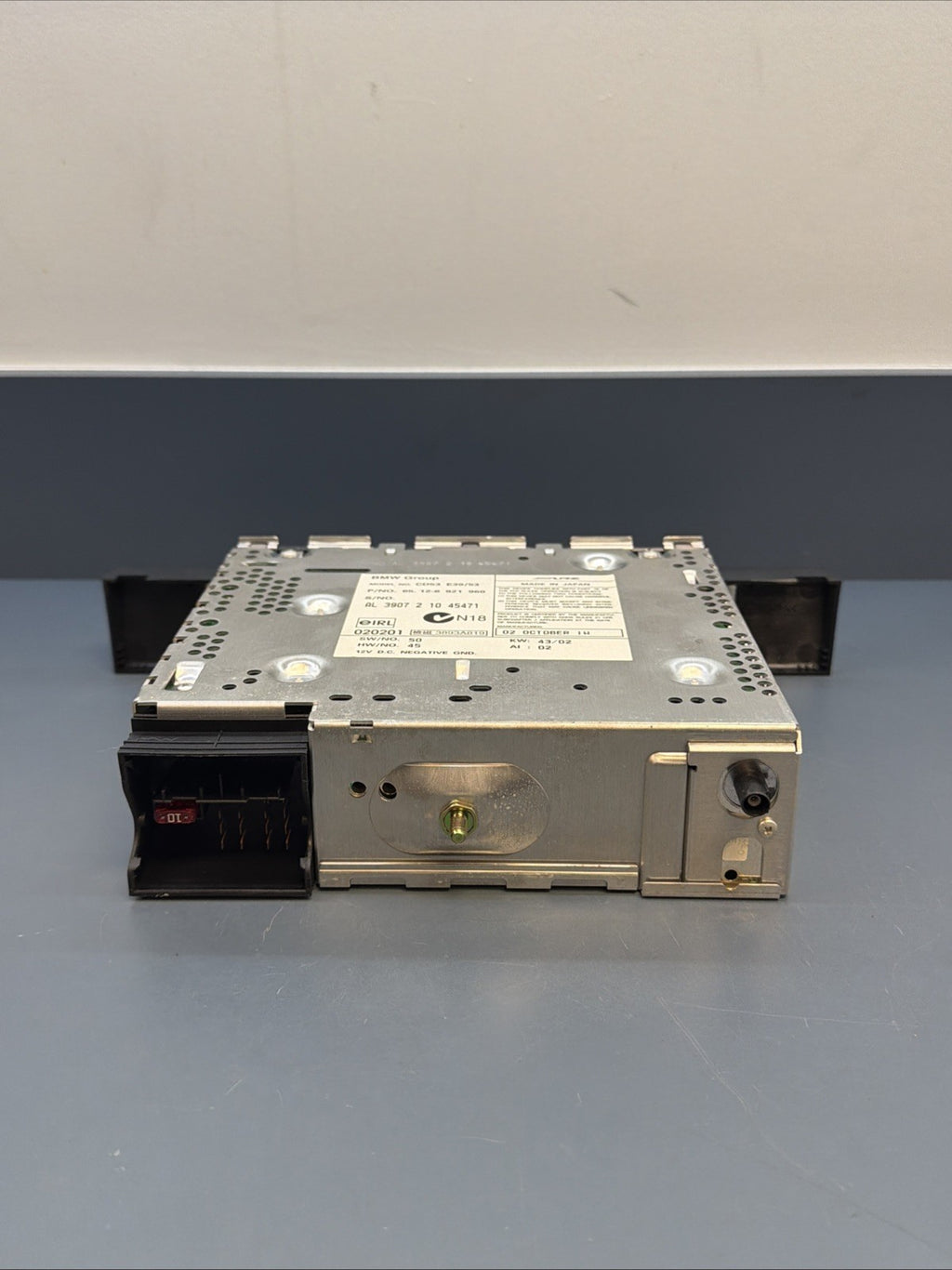 1999-2006 BMW 5 SERIES 525/528/530/540/X5 BUSINESS CD PLAYER IN DASH OEM 6921960