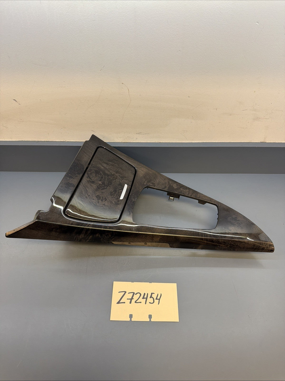 BMW F06 650i 640i Center Console Cup Holder Shifter Bezel Trim Wood 9242733 OEM