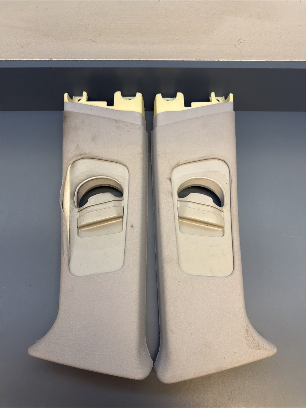 01-06 BMW E46 SEDAN B PILLAR LEFT & RIGHT Trim Cover GREY 8220241 8220242 *NOTE*