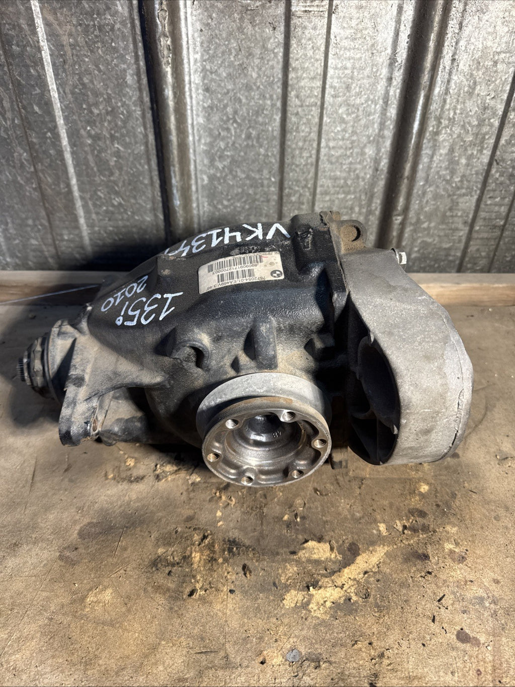 BMW REAR DIFFERENTIAL E88 SERIES 135i AUTO FINAL DRIVE 3.46 7572054