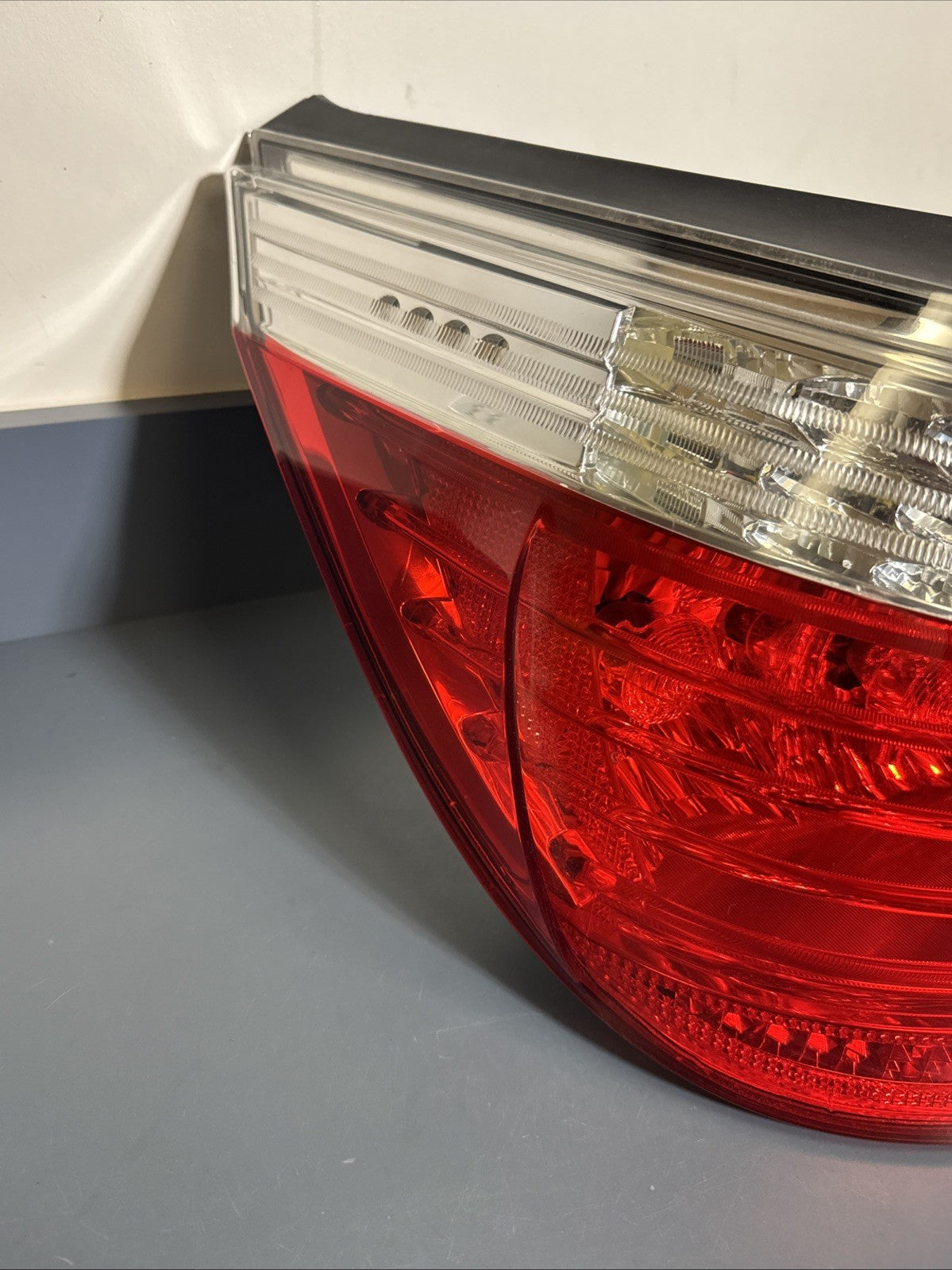 BMW E60 LCI Rear Left Driver Side Tail Light Lamp 08-10 528i 535i 550i 7361881