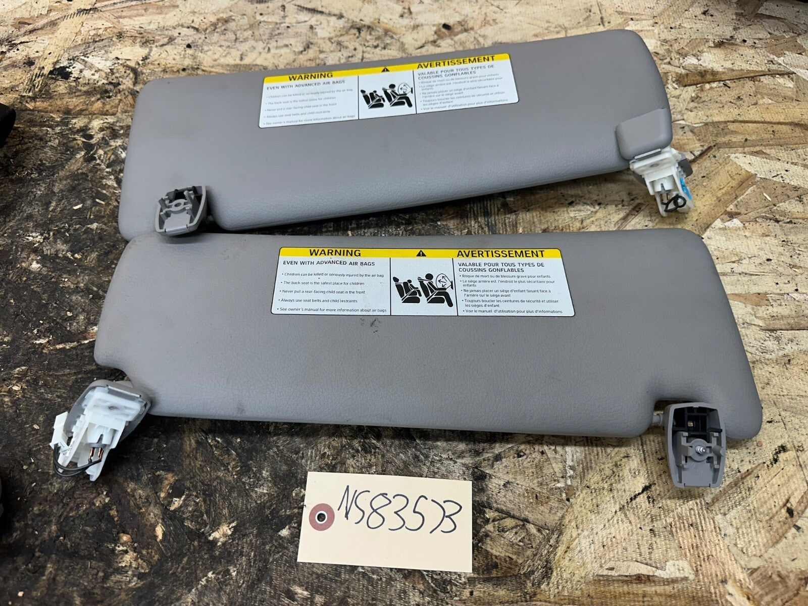 BMW F30 F31 F32 D33 F36 BMW SUN VISOR + MOUNTING CLIPS LIGHT GRAY SET OF 2 OEM