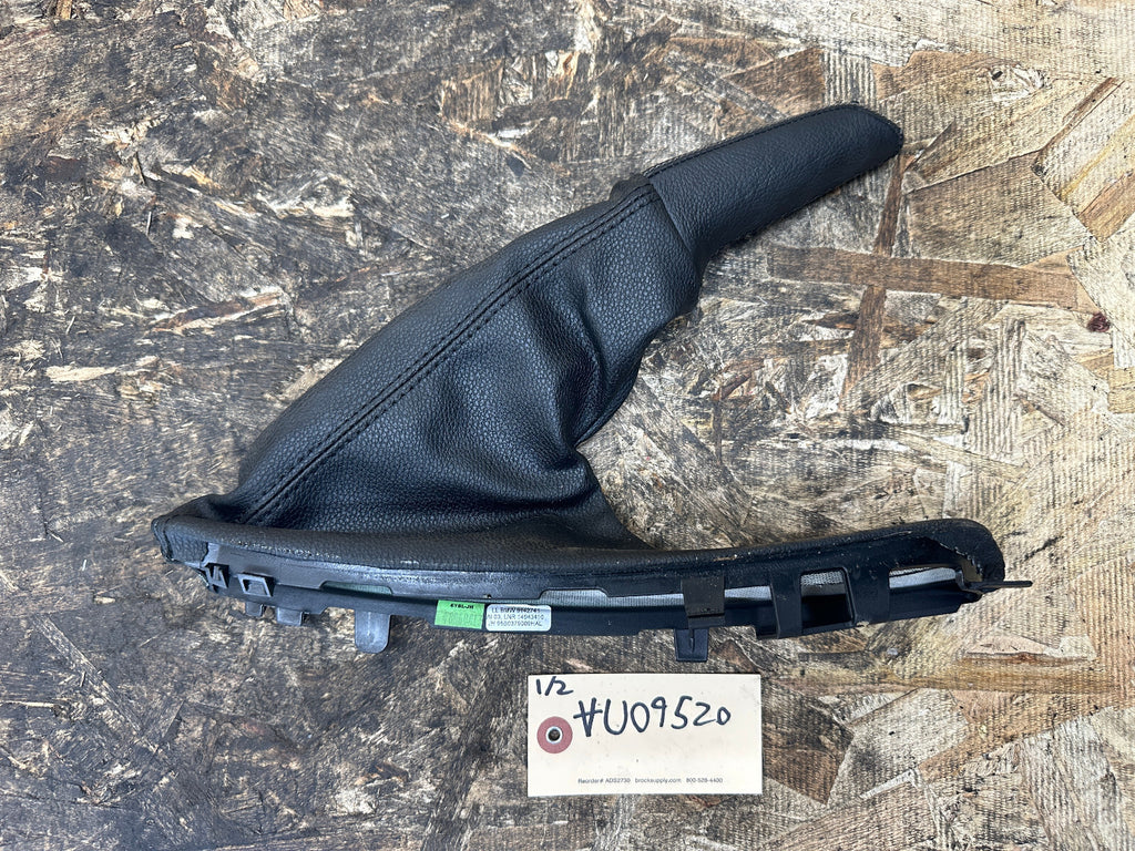 BMW 07-13 E88 E82 1 SERIES EMERGENCY PARKING BRAKE BOOT COVER BLACK OEM 9142741