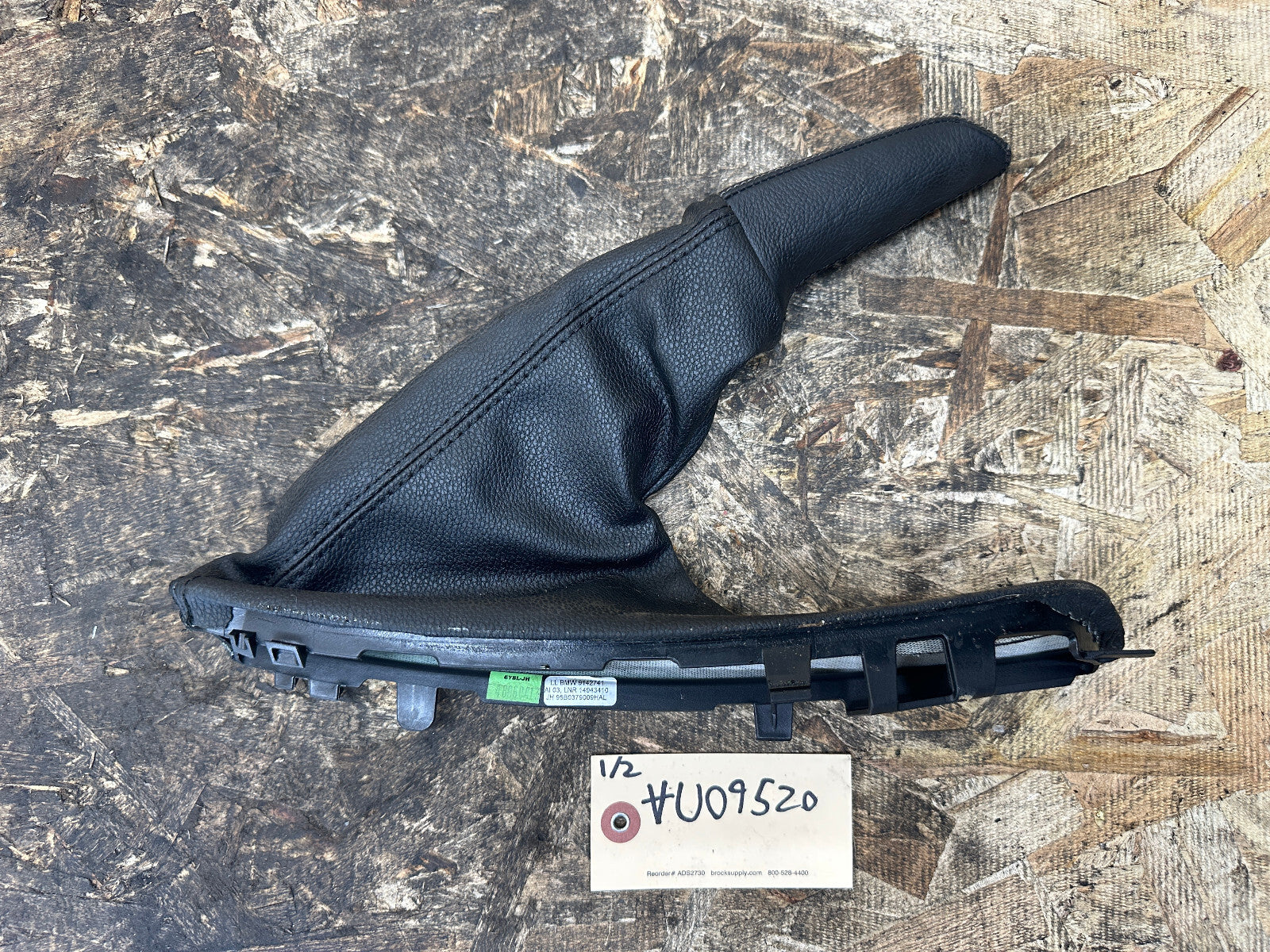 BMW 07-13 E88 E82 1 SERIES EMERGENCY PARKING BRAKE BOOT COVER BLACK OEM 9142741
