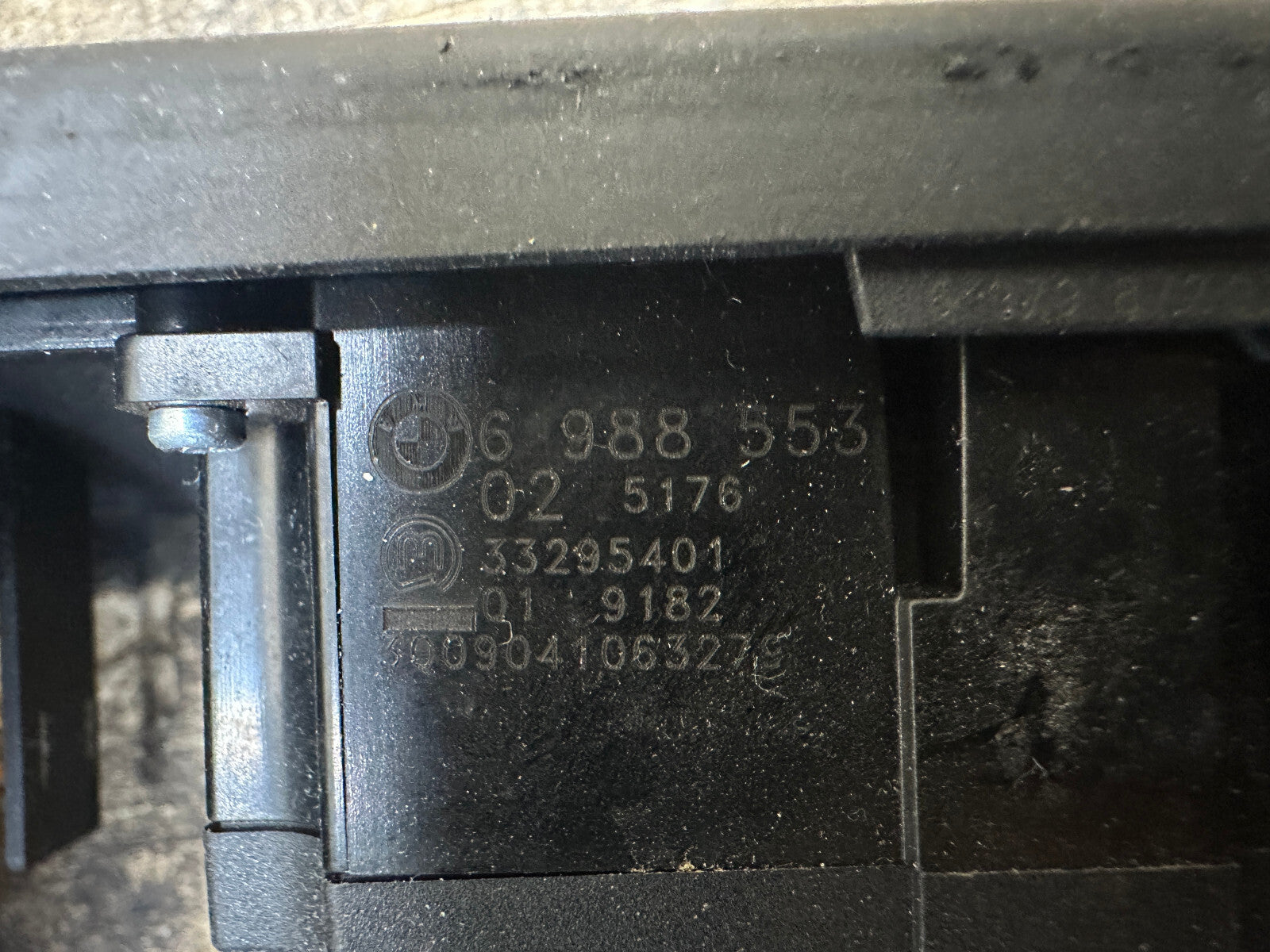 BMW 05-10 E60 5 SERIES BLACK HEADLIGHT CONTROL SWITCH PANEL COMPLETE 6988553