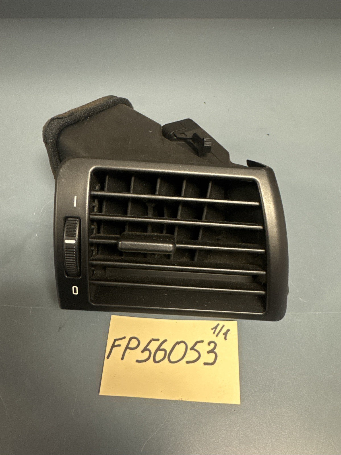01-06 BMW E46 325 328 330 M3 RIGHT PASSENGER DASH AC AIR VENT GRILL OEM 8361898