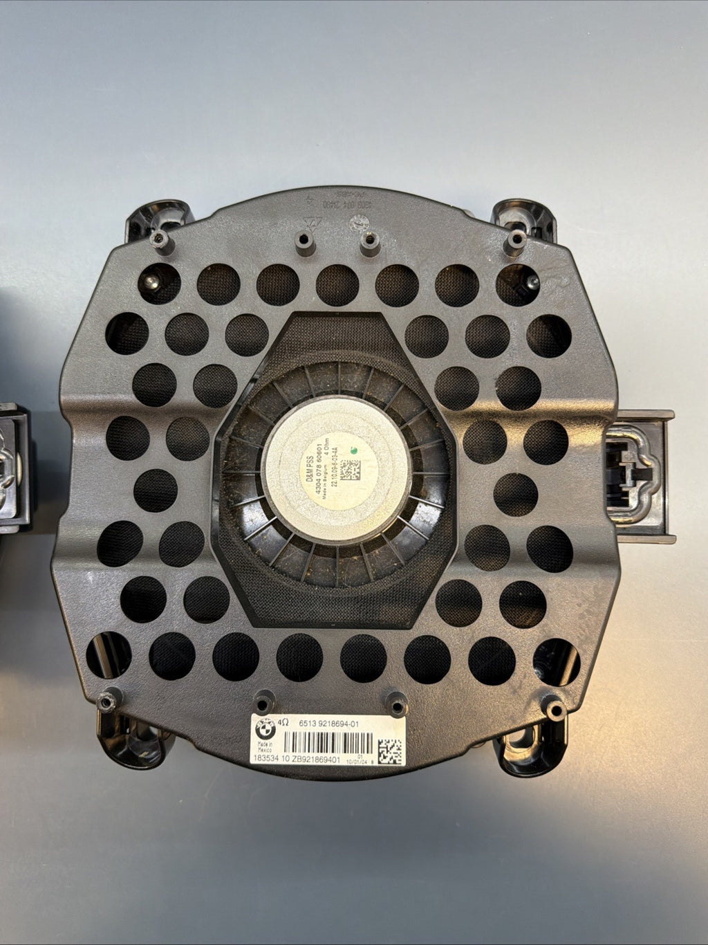 2007-2013 BMW X5 E70 LEFT/RIGHT FRONT CENTRAL BASS SUBWOOFER (SET OF 2) 9218694