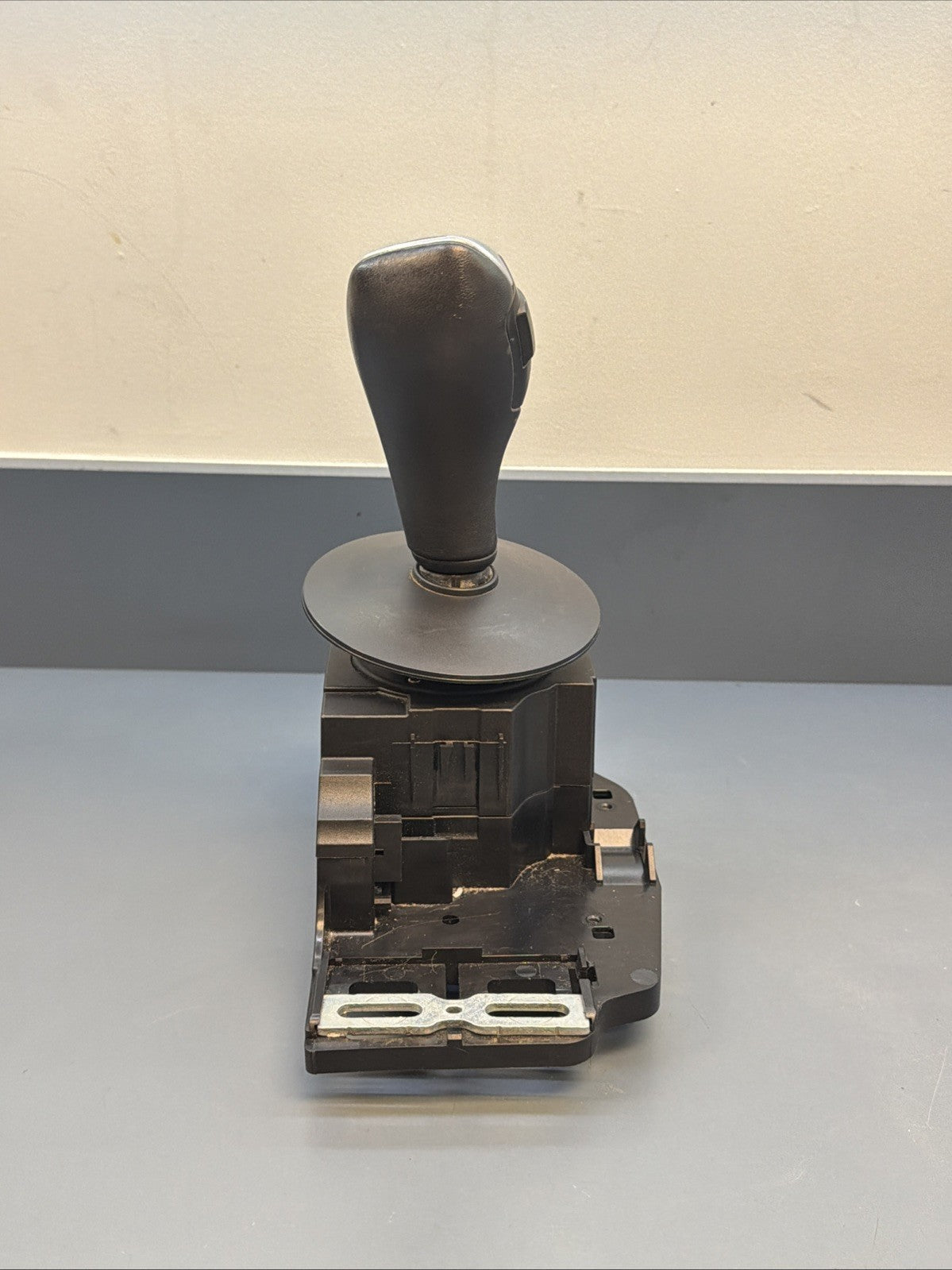 2008-2010 BMW 5-series E60 E63 E64 AT Floor Gear Shift Shifter 9213651 7589209