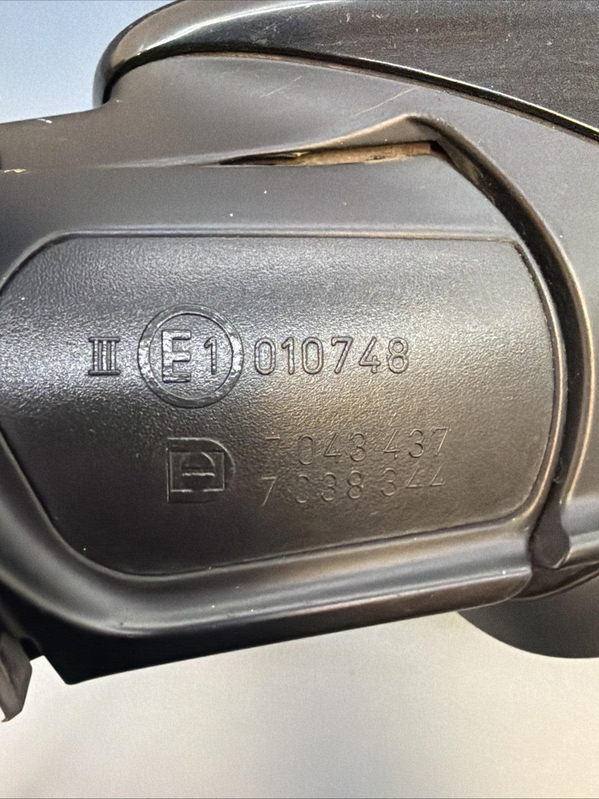 2006-2010 BMW E60 Driver Left Front Door Side View Mirror Assembly 7043437 OEM