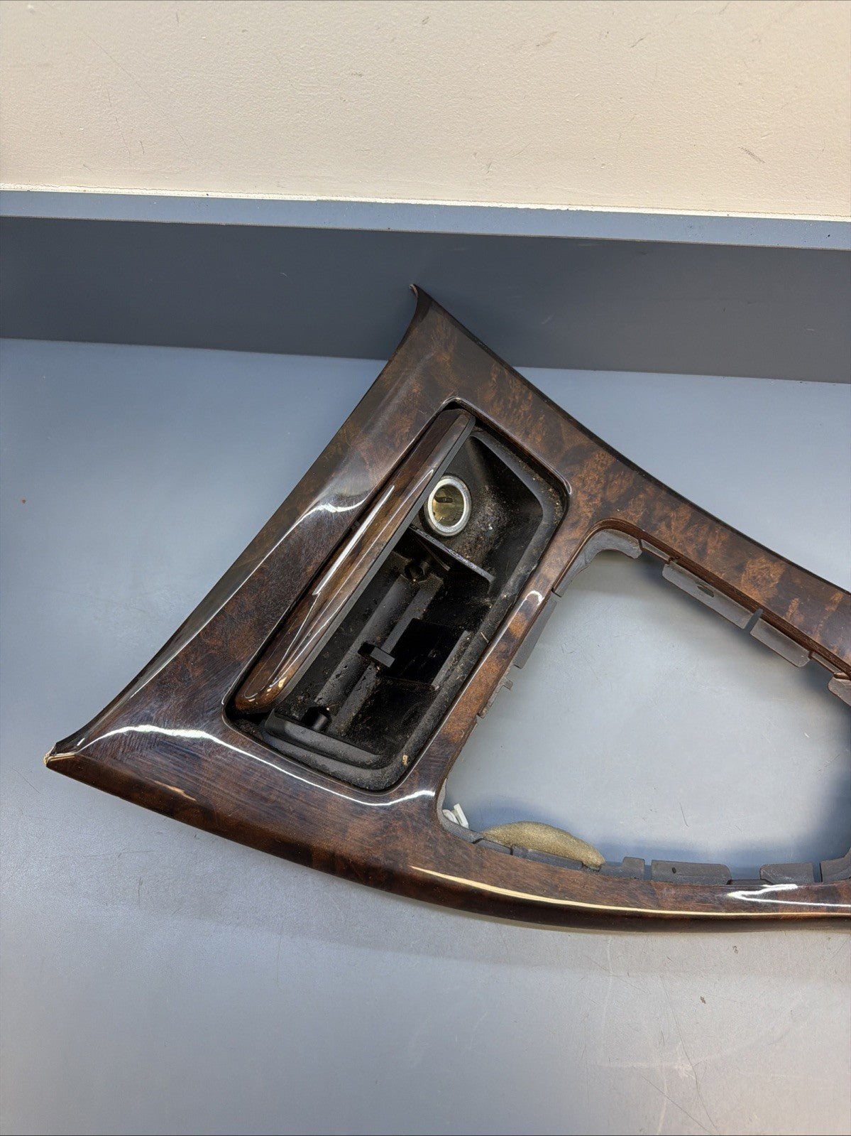 06-13 BMW E90 E92 330d 335i Centre Console Trim Ashtray 7078571 OEM IDRIVE