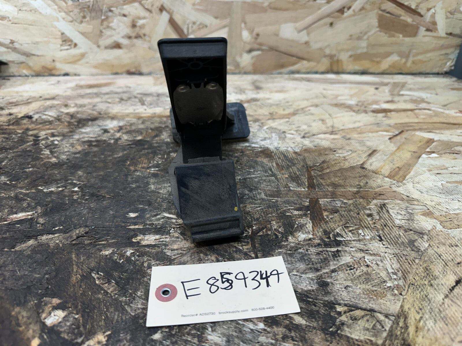 BMW 2006-2013 E90 ACCLERATOR GAS THROTTLE PEDAL OEM 6858574