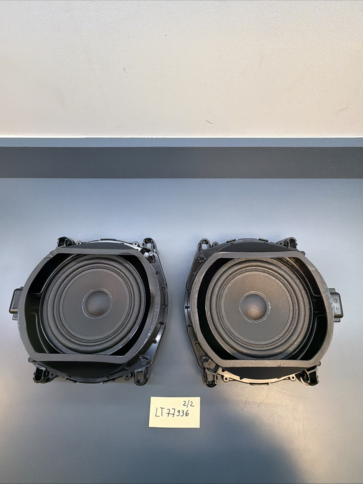 2007-2013 BMW X5 E70 LEFT/RIGHT FRONT CENTRAL BASS SUBWOOFER (SET OF 2) 9218694