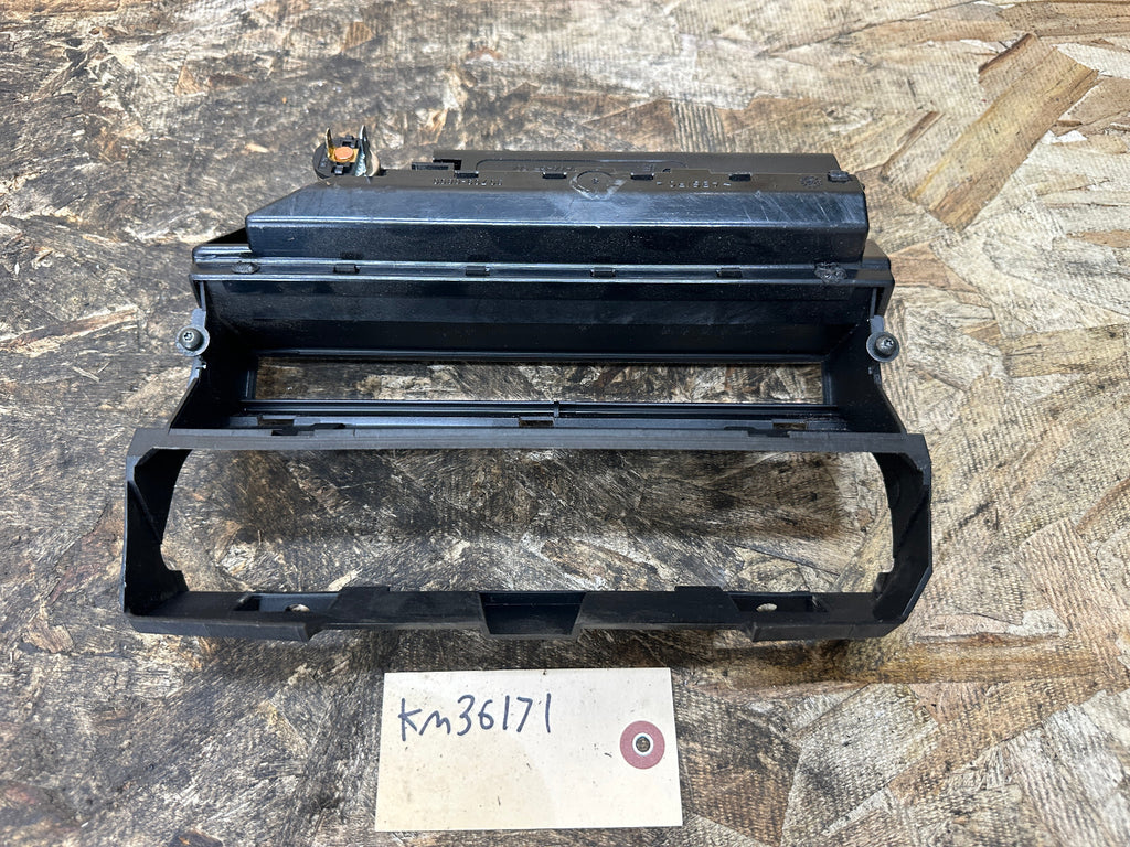 BMW 99-06 E46 3 SERIES BLACK CENTER STOREAGE TRIM+TRAY OEM 8268887+8268888