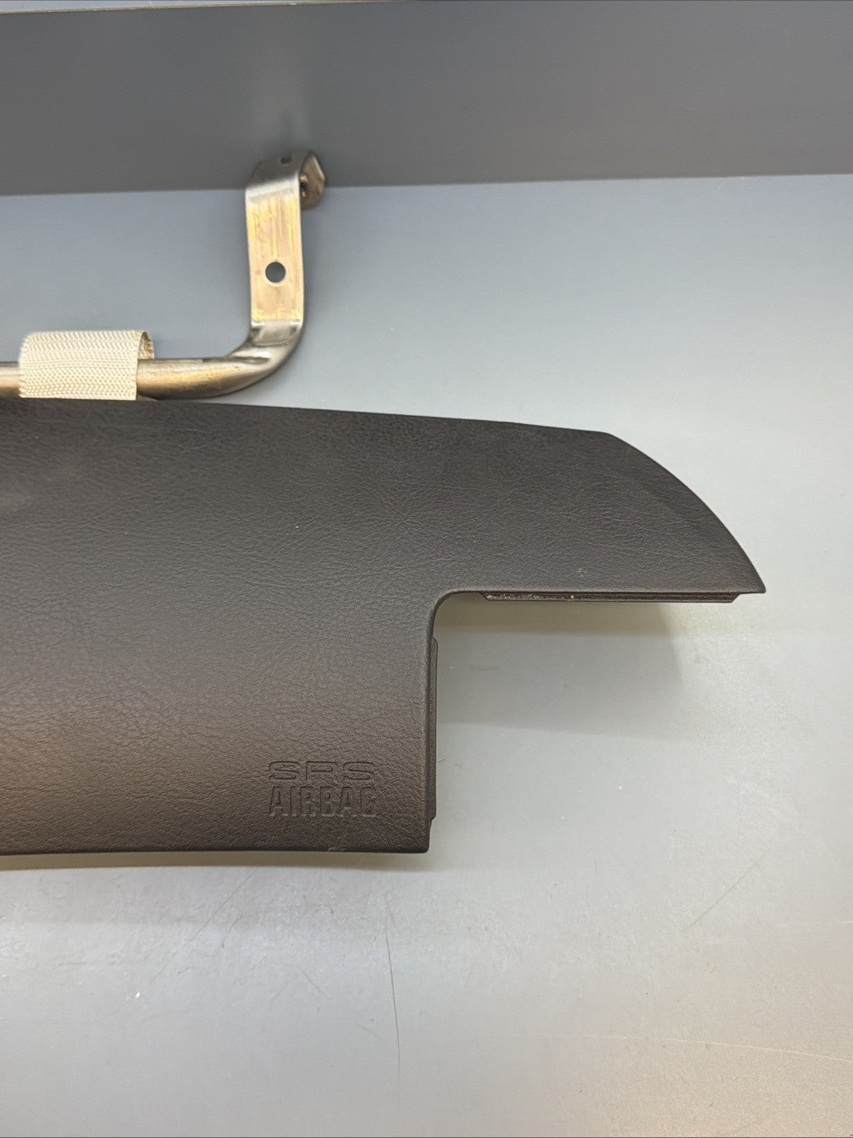 2001-2006 BMW E46 3-SERIES DASH FRONT RIGHT PASSENGER TRIM COVER OEM 8196094