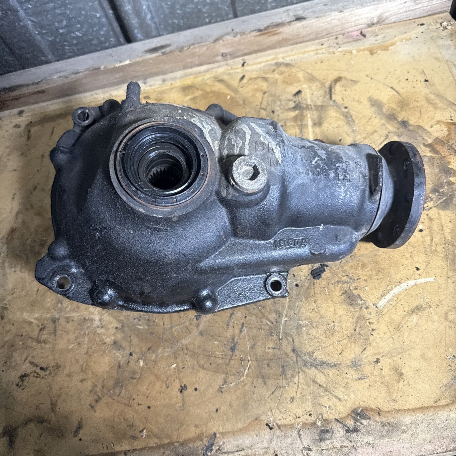 Front Differential Carrier Final 3.46 Drive AWD Diff OEM BMW E46 325XI 7500798