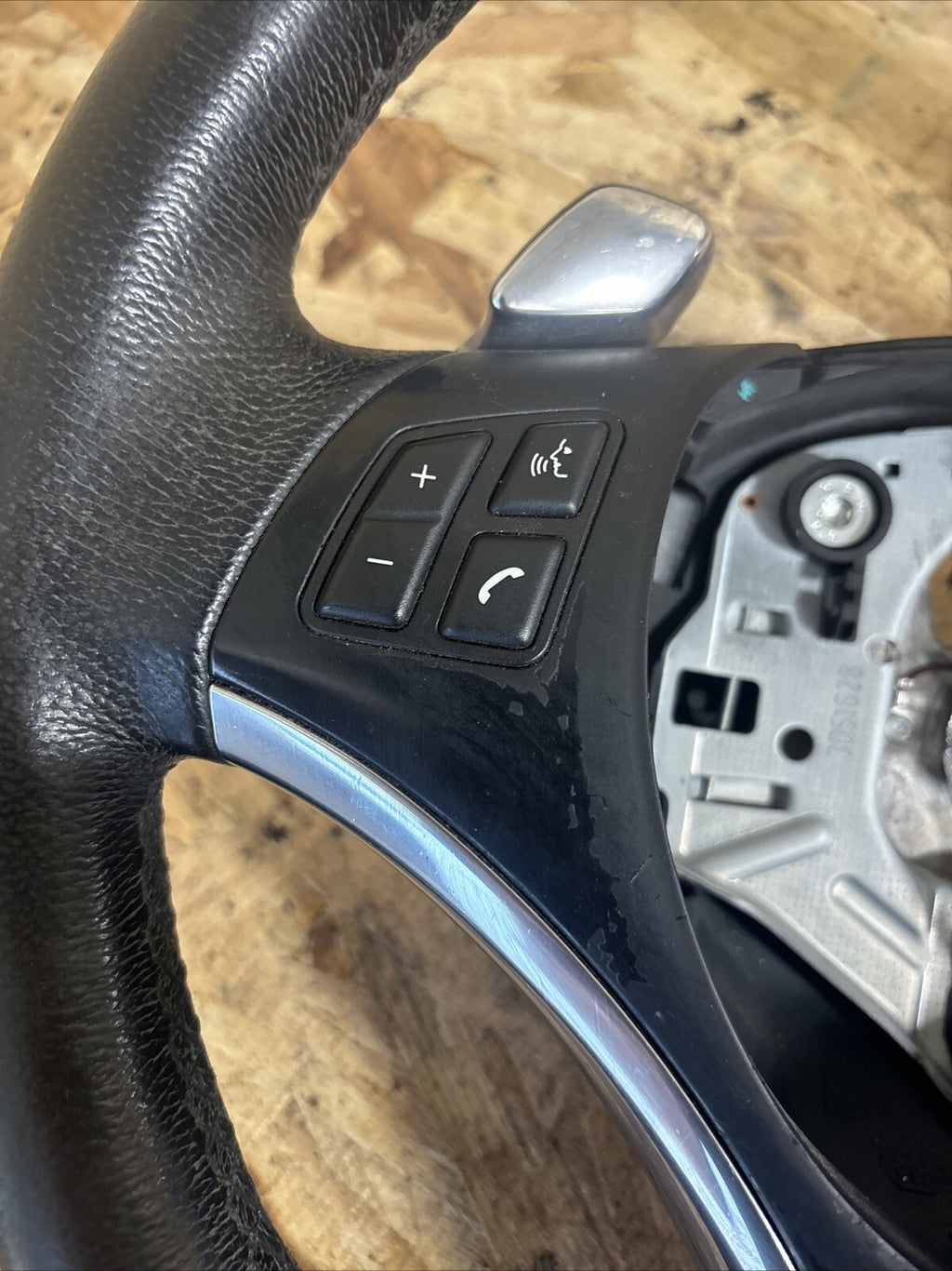 BMW E90 E92 E82 E88 128 135 328 335 06-11 Sport Steering Wheel Paddle Shifters
