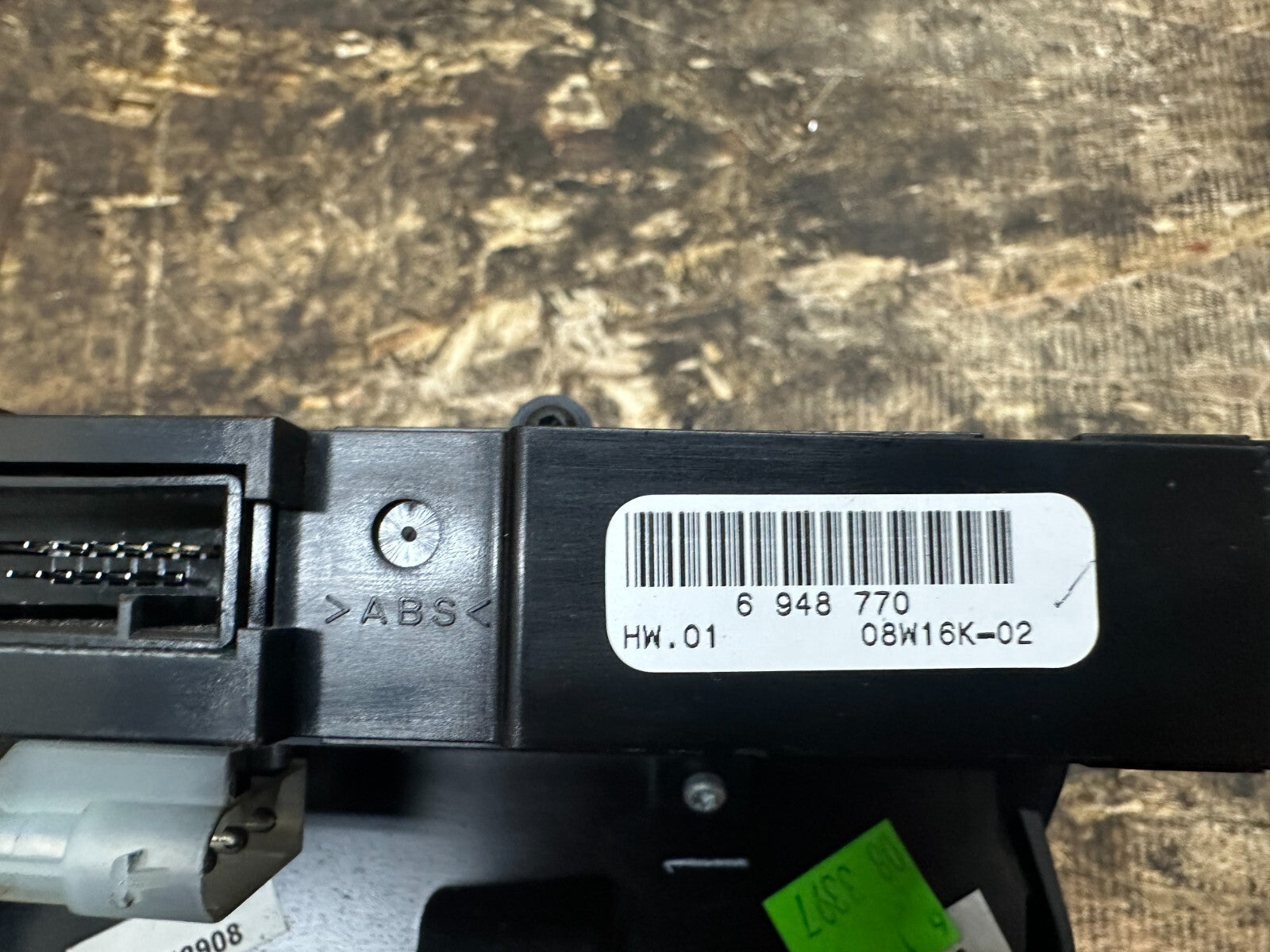 BMW 02-08 E85 E86 CENTER CONSOLE ASHTAY+CONVERTIBLE CONTROLLS BLACK OEM 7037227