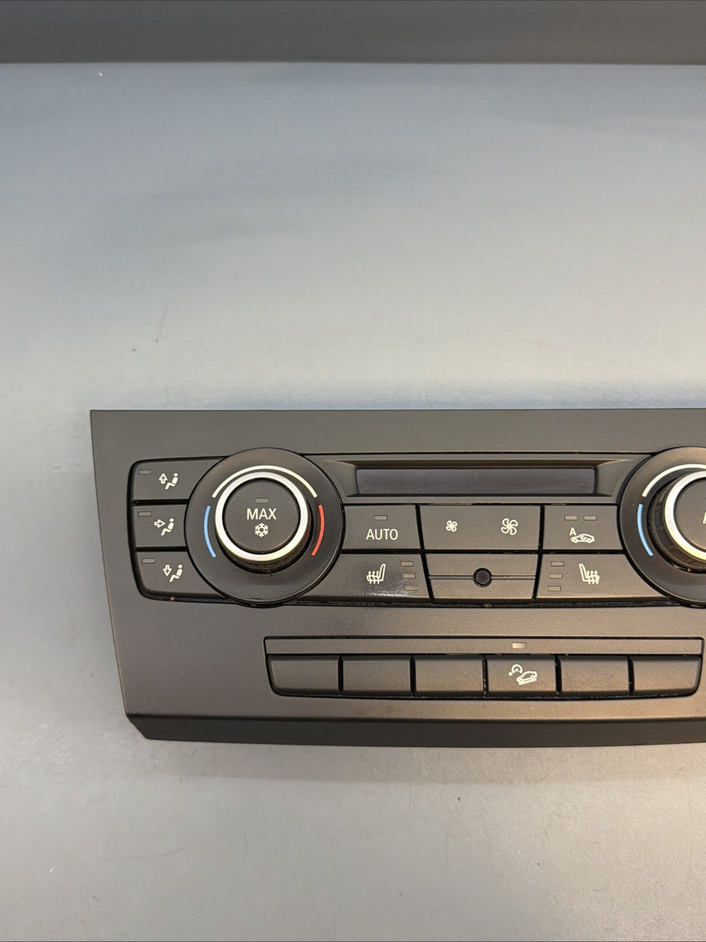 BMW 04-13 E81 E88 E90 E84 1/3 SERIES X1 AC CLIMATE CONTROL PANEL OEM 9250393