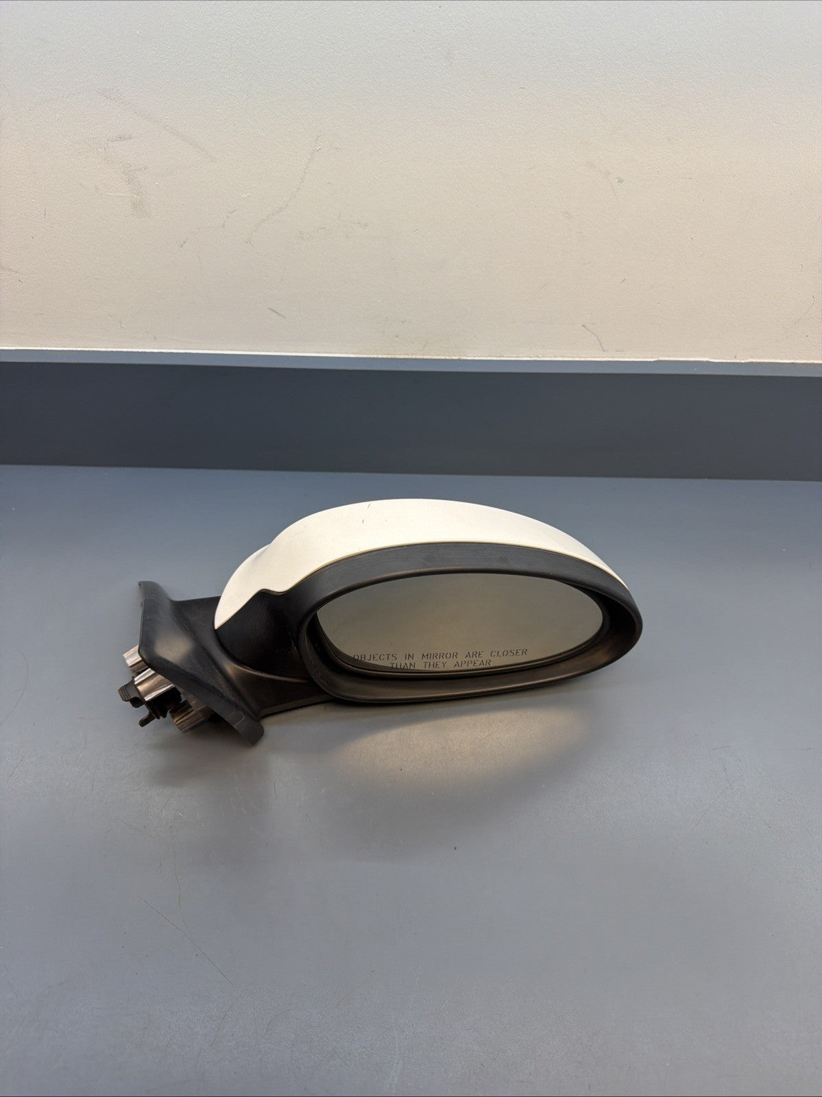 06-08 BMW E90 E91 325i FRONT RIGHT PASSANGER Side Mirror OEM PRE LCI 7075626