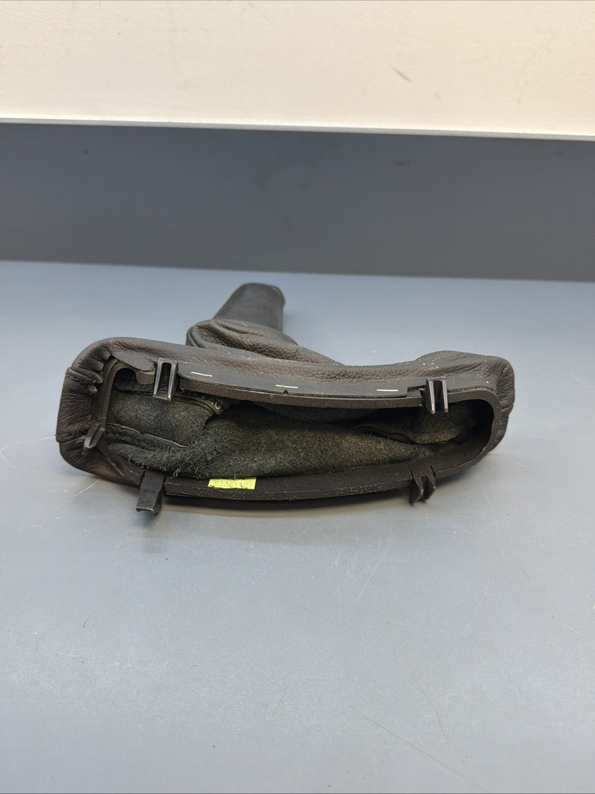 BMW 01-10 E60 5 SERIES BLACK PARKING EMERGENCY BRAKE LEVER OEM 7034081