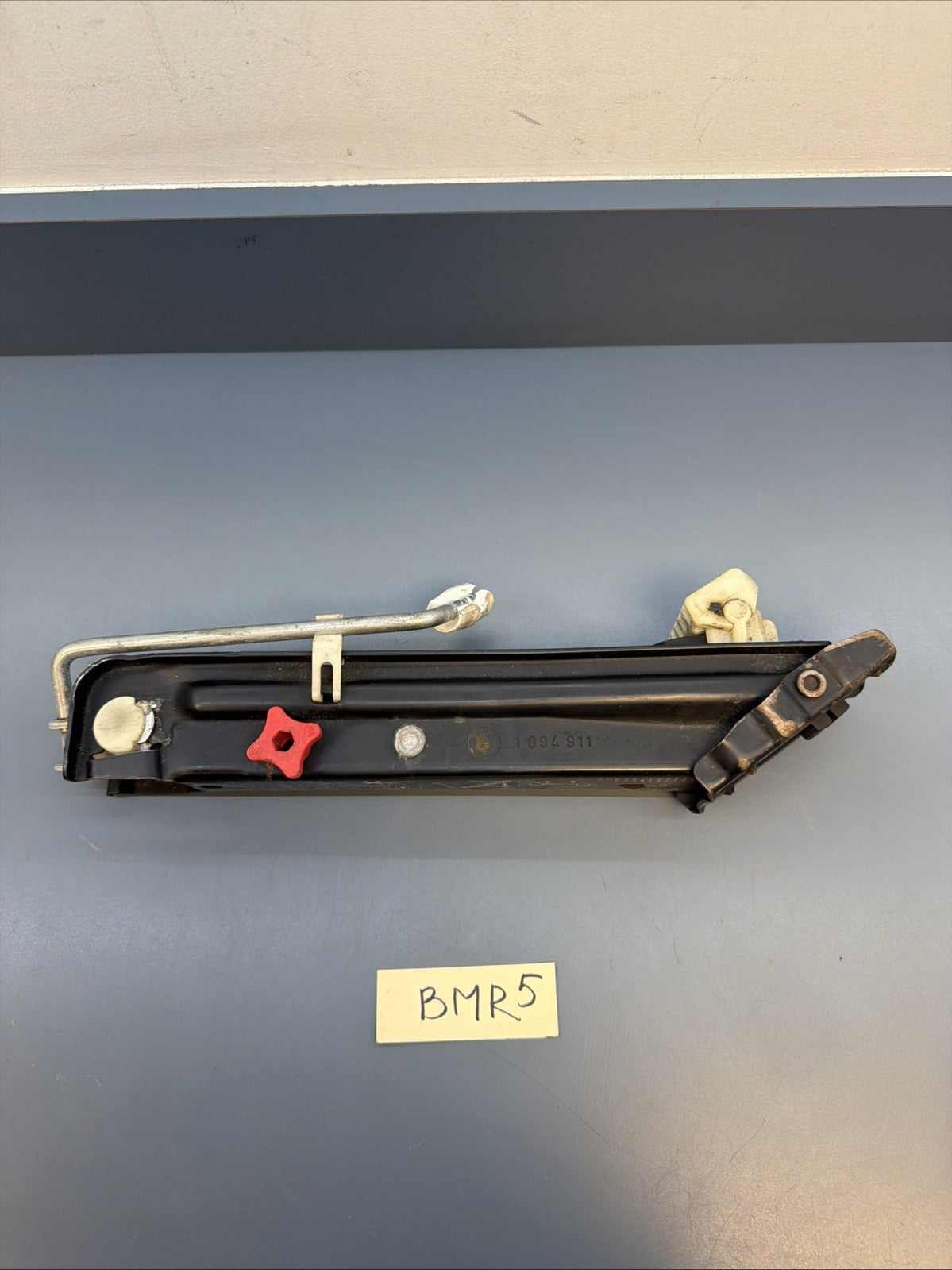 1999-2006 BMW E46 Emergency Floor Jack 1094911 OEM