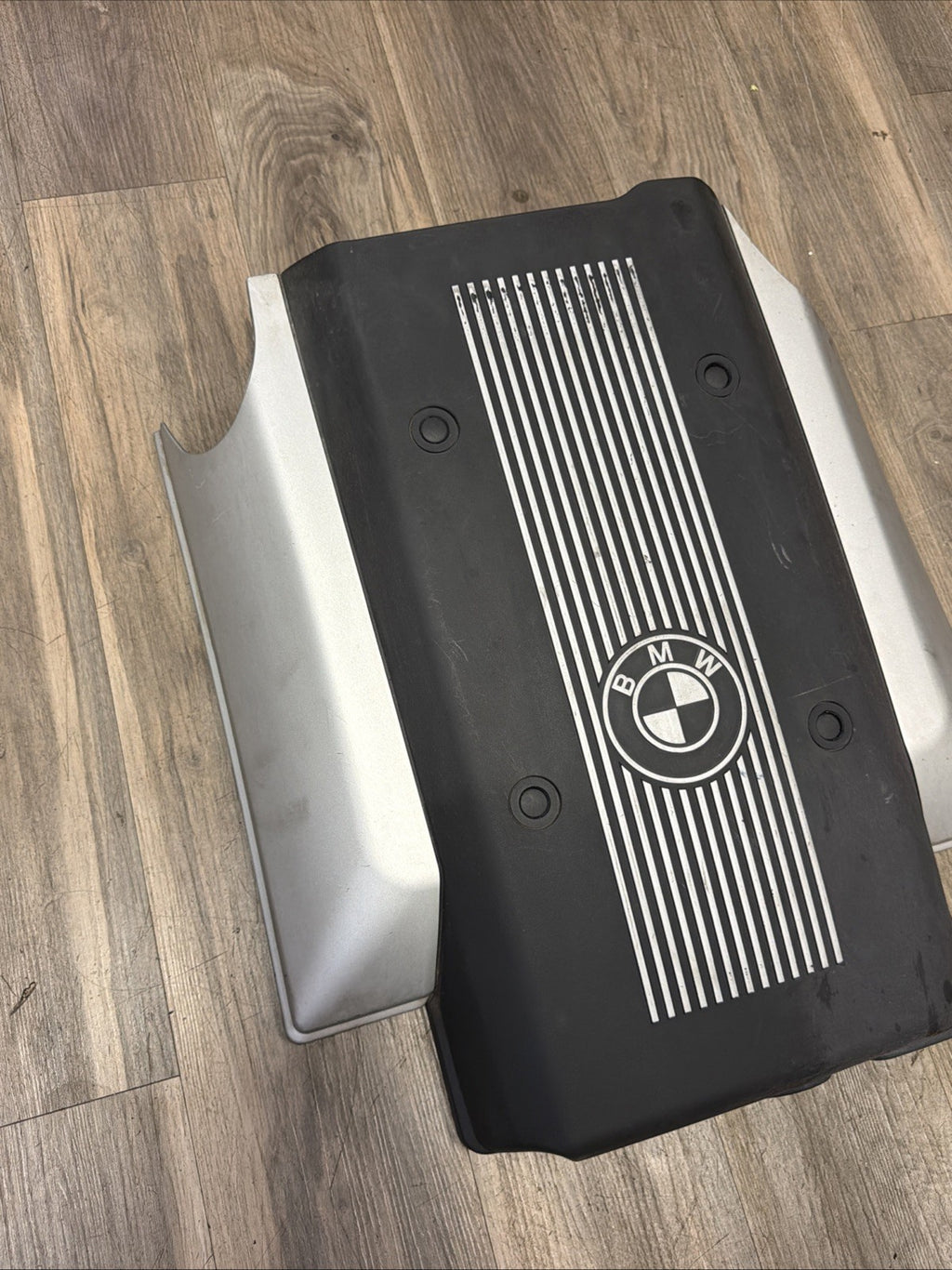 1997-1998 Bmw 540I Engine Cover Top Plastic Shield Oem 4.4L 11611435012