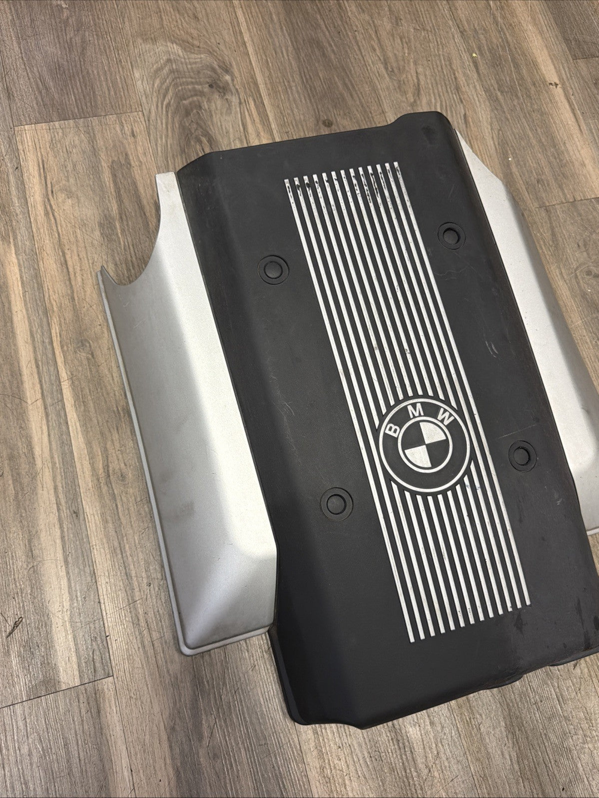 1997-1998 Bmw 540I Engine Cover Top Plastic Shield Oem 4.4L 11611435012