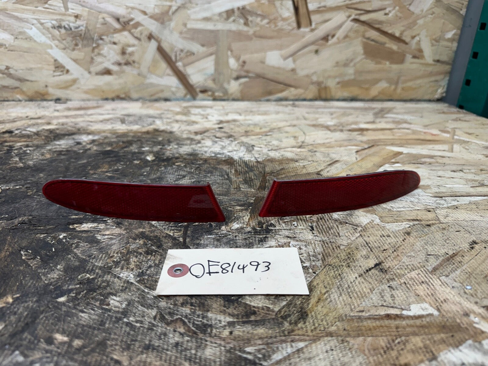 BMW 11-17 F25 X3 REAR BUMPER LEFT AND RIGHT REFLECTOR SET OEM 7217315/7217316