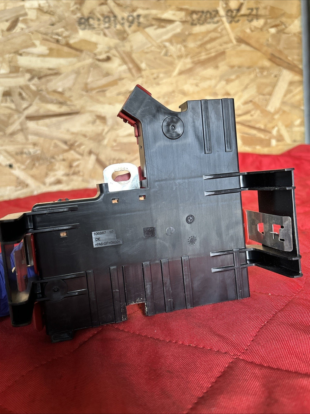 2011-2014 BMW X3 - REAR Positive Battery Terminal / Junction BOX 9206140