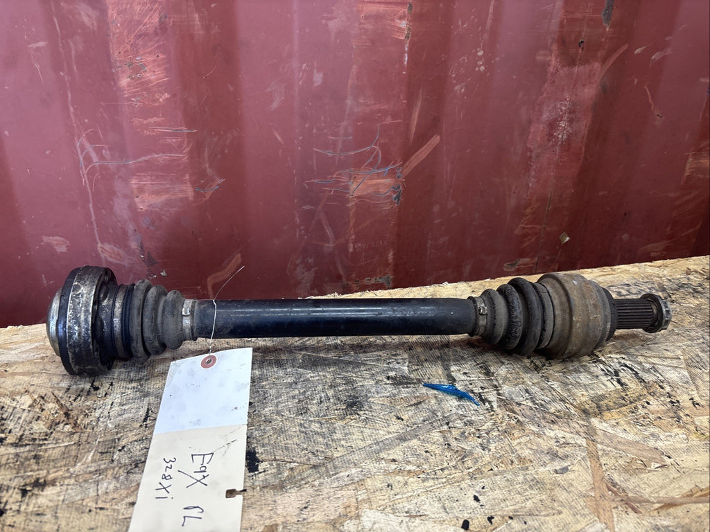 BMW OEM CV AXLE REAR LEFT  3 SERIES E90 USED N52 ENGINE 2005-2011 3321 7527027