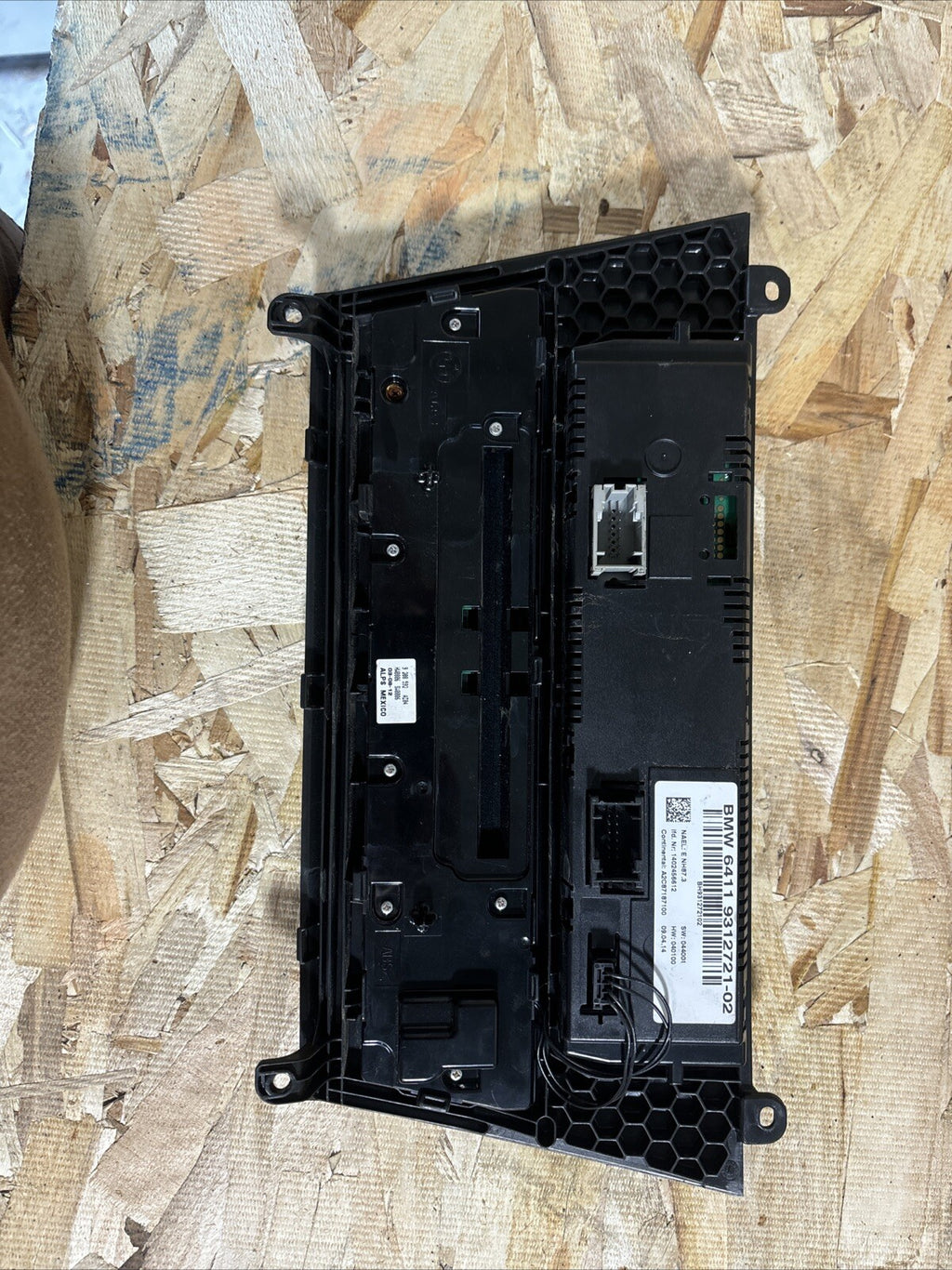 OEM BMW X3 F25 CLIMATE A/C CONTROL RADIO PANEL 9312721