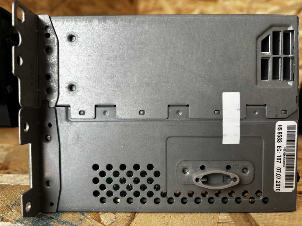 2009-2011 BMW E90 335 Navigation HD Sirius Radio CD OEM  92377330 OEM