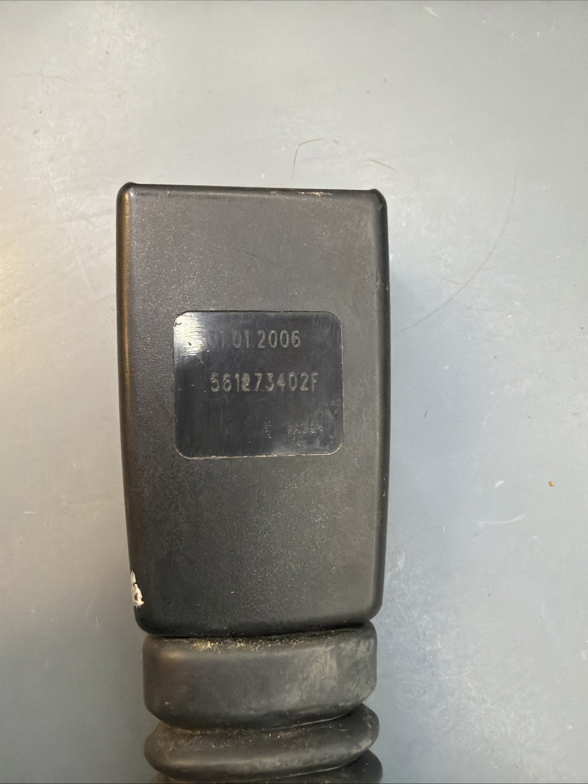02-08 BMW E65 E66 745I 745LI 750I 750LI FRONT RIGHT SEAT BELT BUCKLE 561273402